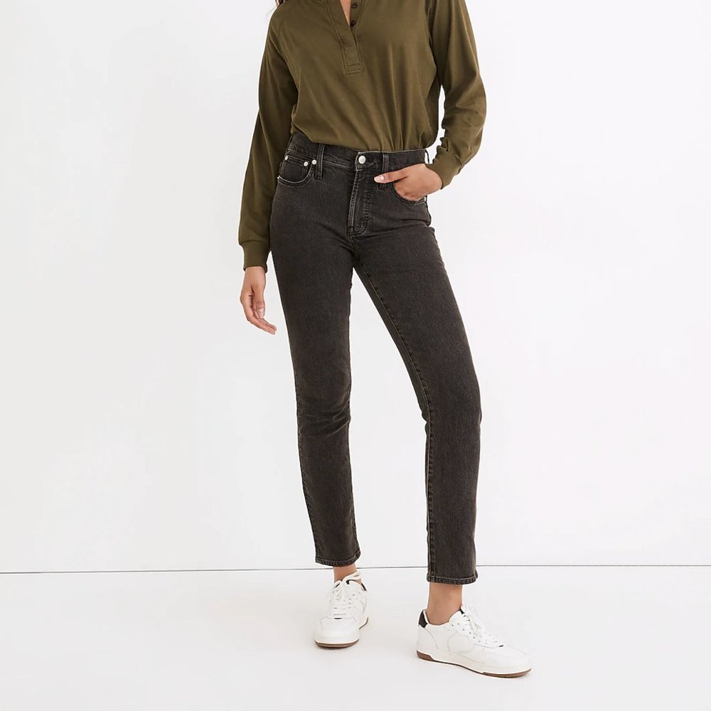 MADEWELL The Petite Mid-Rise Perfect Vintage Jean in Lunar Wash Gray Black {P40}
